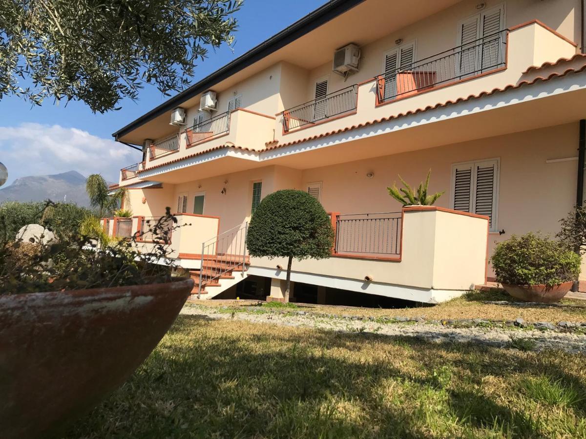 B&B Villa Degli Ulivi Прая-а-Маре Экстерьер фото