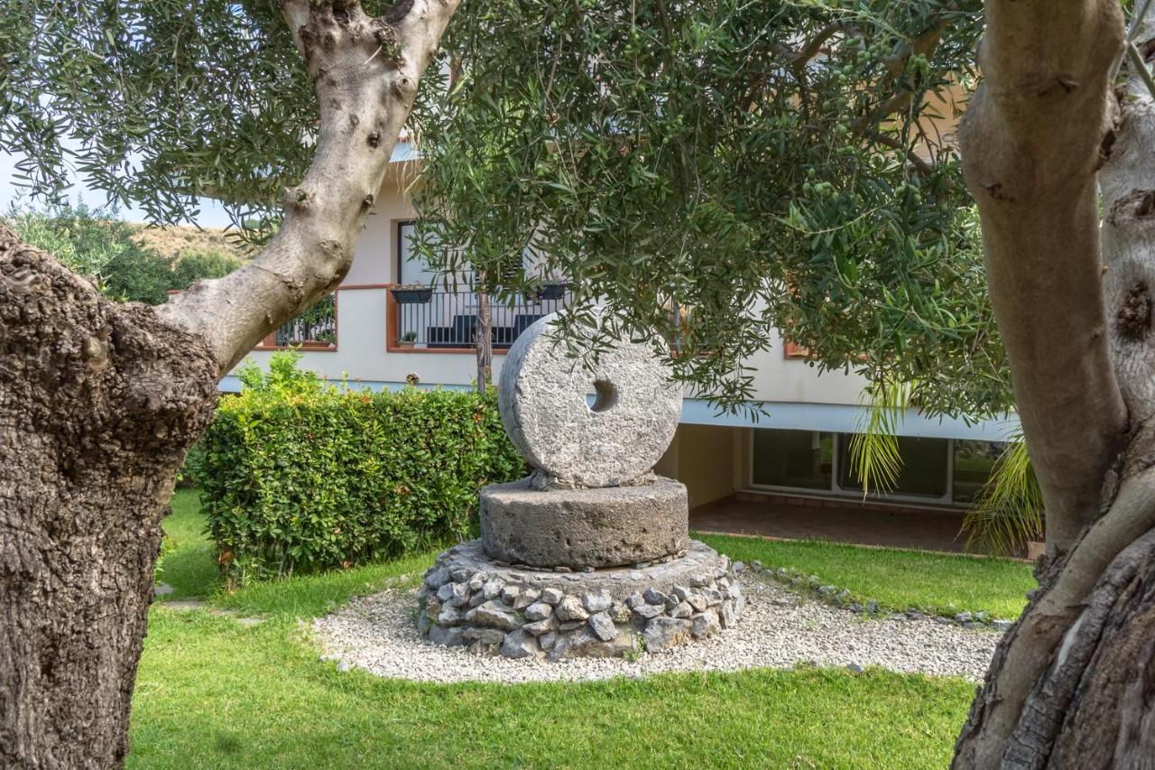 B&B Villa Degli Ulivi Прая-а-Маре Экстерьер фото
